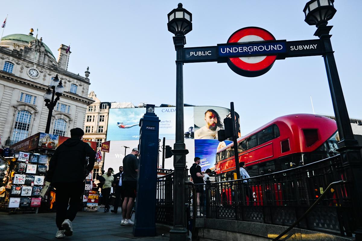 Stocks higher as UK unemployment hits four-year high and wage growth slows