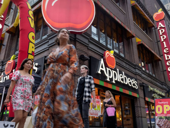 Struggling restaurant chain makes major change to win back customers
