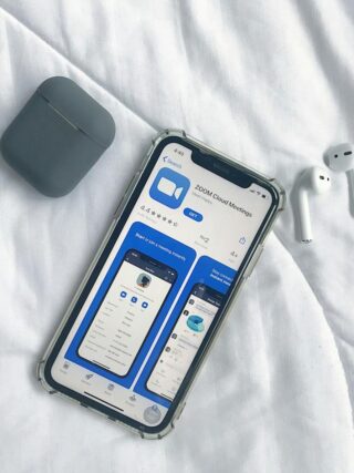 T-Mobile US, Inc. (TMUS) Is Very Good At What It Does, Says Jim Cramer