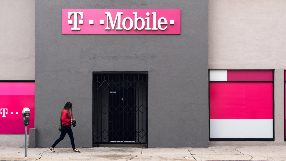T-Mobile surprises customers with a free cool summer treat