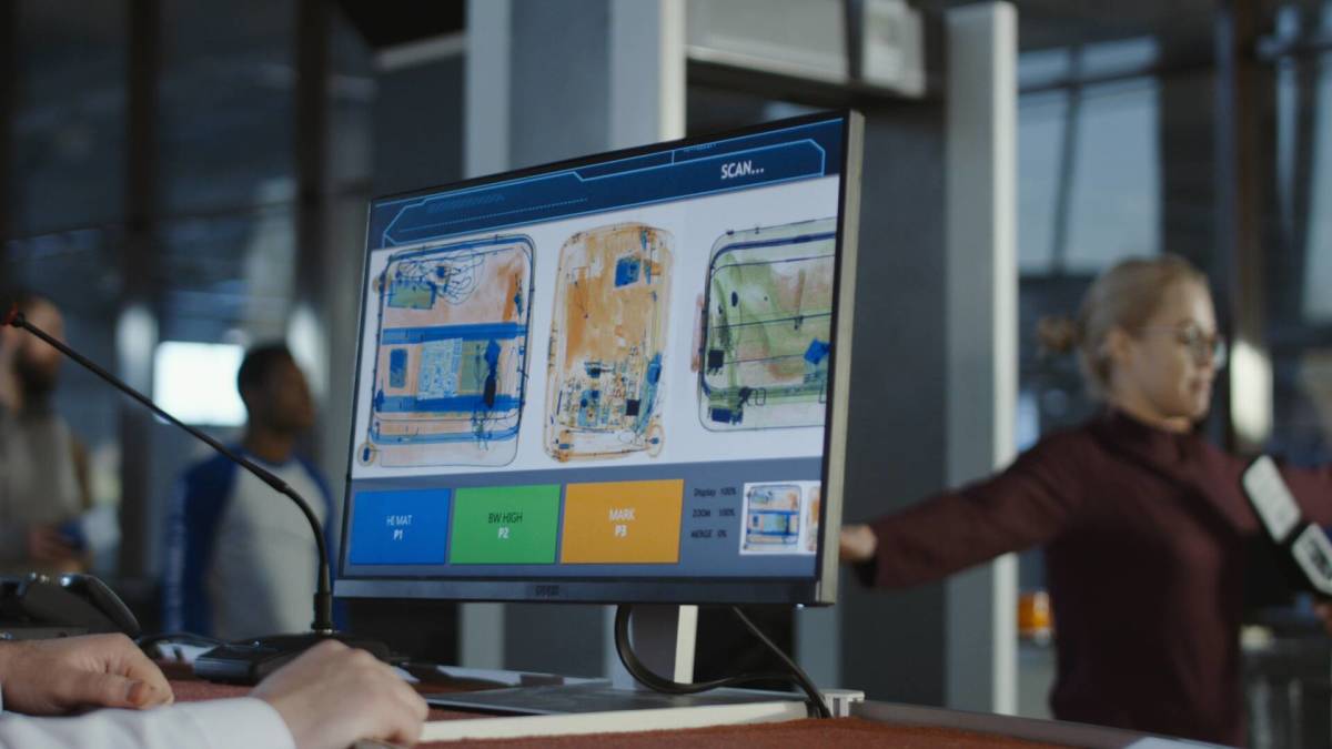 TSA issues stern warning to pet owners traveling with animals