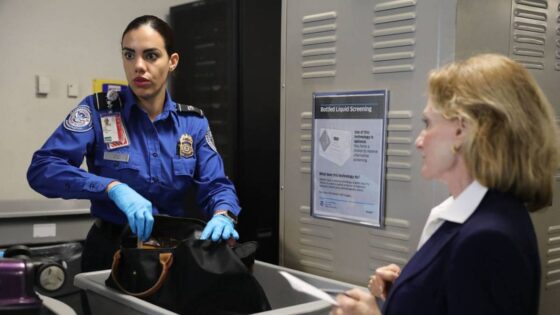 TSA wants the US government out of the airport security business