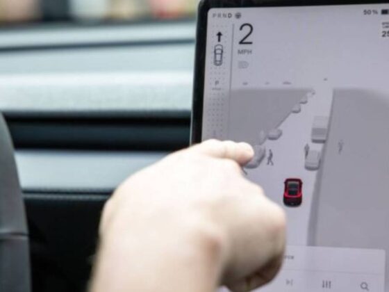 Expert witness backs Tesla in fatal Autopilot crash case