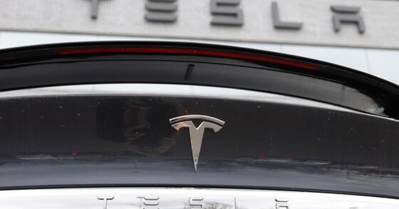 Tesla stock dips as second-quarter earnings reduce investor confidence