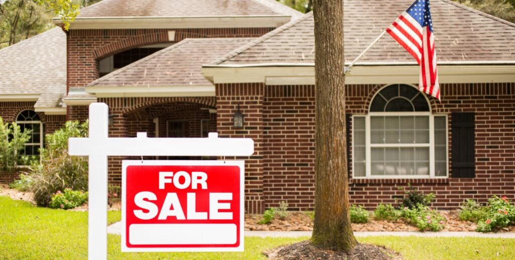 The Mortgage Rate Outlook For the Rest of the Year and 2026
