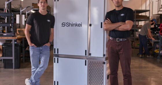 This robot uses Japanese tradition and AI for sashimi that lasts longer and is more humane