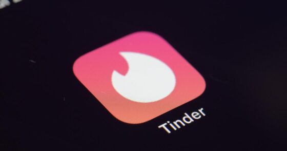 Tinder rolls out mandatory face verification for California users