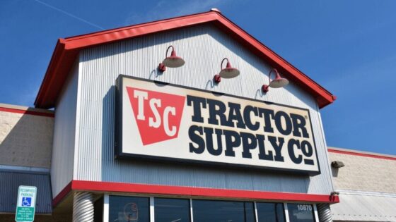 Tractor Supply’s New Stores Fuel Strong Sales, Solid Outlook