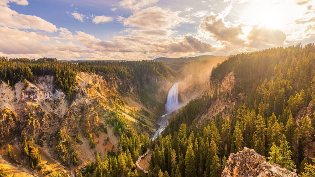Trump targets international national park visitors in latest order
