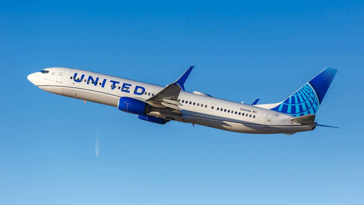 Two major airlines are restarting service to Israel