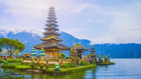 Vacation paradise wants to crack down on deporting bad tourists