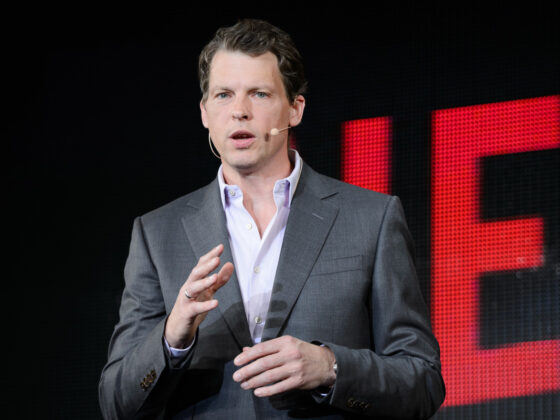 Veteran trader turns heads with Netflix earnings review