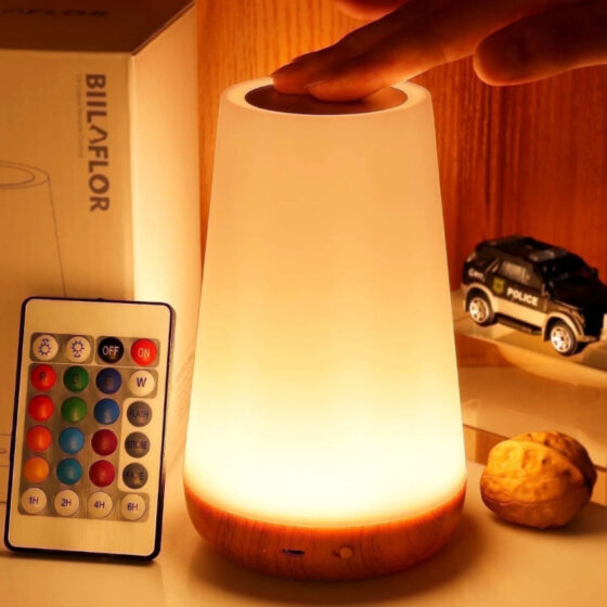 Walmart is selling a 'modern'  touch lamp for , and it has 500+ perfect ratings