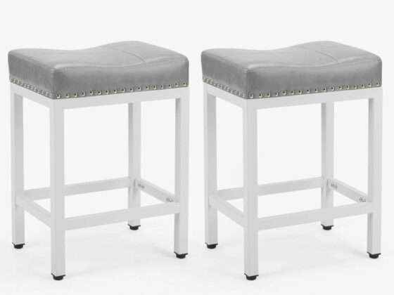 Walmart is selling a 0 set of barstools for just , and shoppers say they're 'sturdy' and 'look great'