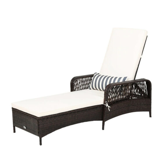 Wayfair is selling a 'beautiful' 9 patio chair for 6, and shoppers say it's 'very durable'