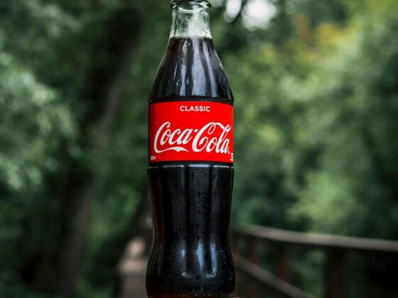 White House Push for Cane-Sugar Coke Reignites Soda Wars