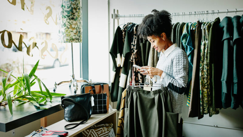 Women’s fashion chain closes dozens of stores, no bankruptcy