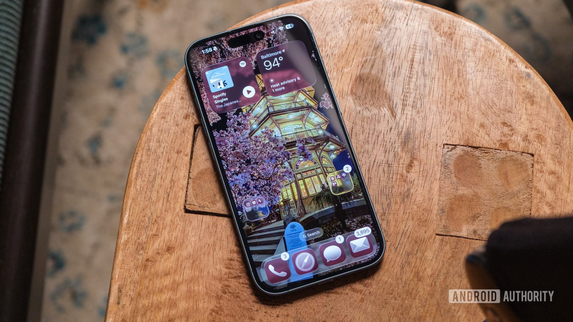 iOS 26 liquid glass home screen iOS 26 liquid glass home screen