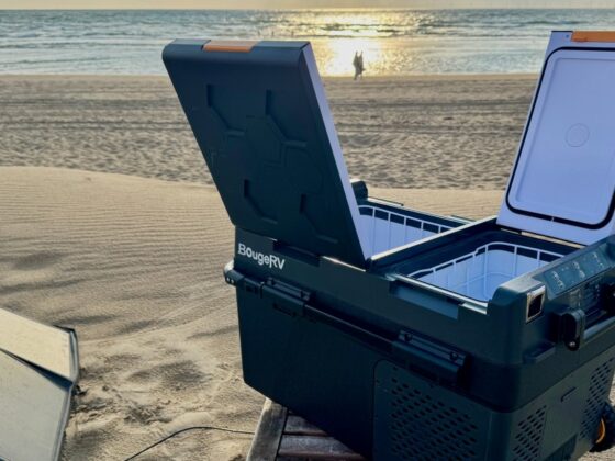 BougeRV’s portable solar fridge is quietly annoying