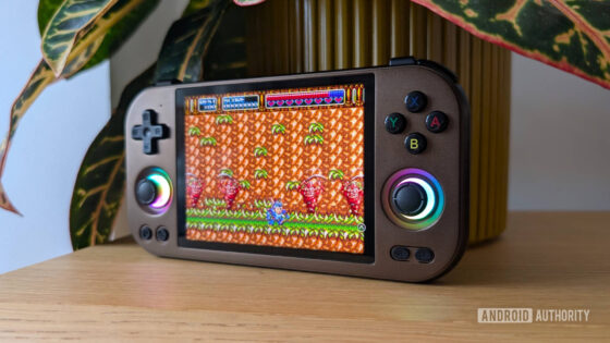 ANBERNIC RG 477M review: Rethinking retro handheld design