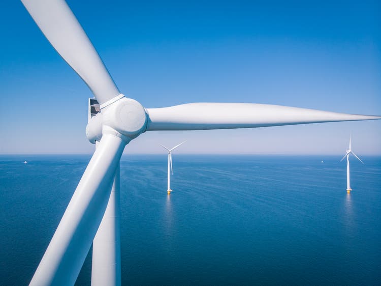 Ørsted weighs up to €5B rights issue to shore up finances - Bloomberg (DNNGY:Pink Limited Info)