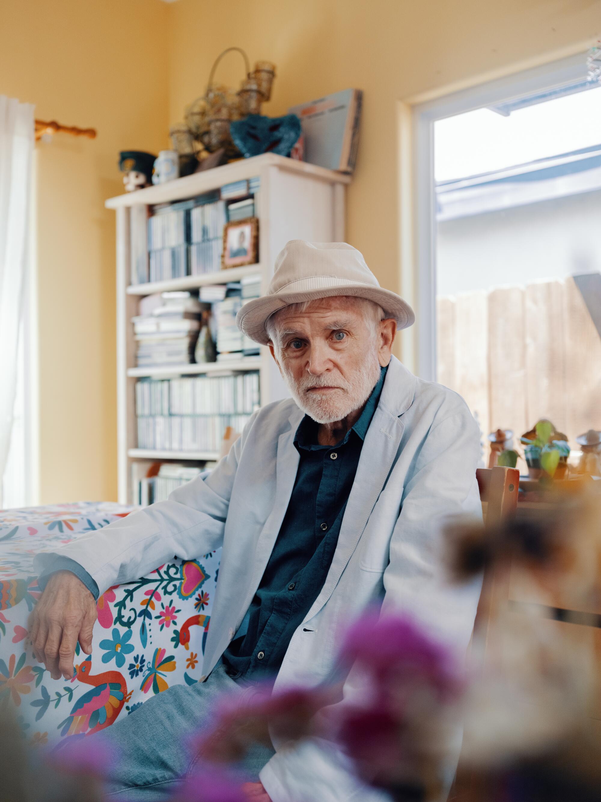 Mike Davis in his San Diego home in 2022.