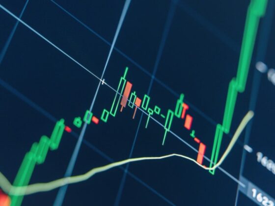 Crypto ETFs Dominate Institutional Portfolios Amid Record-Breaking Demand