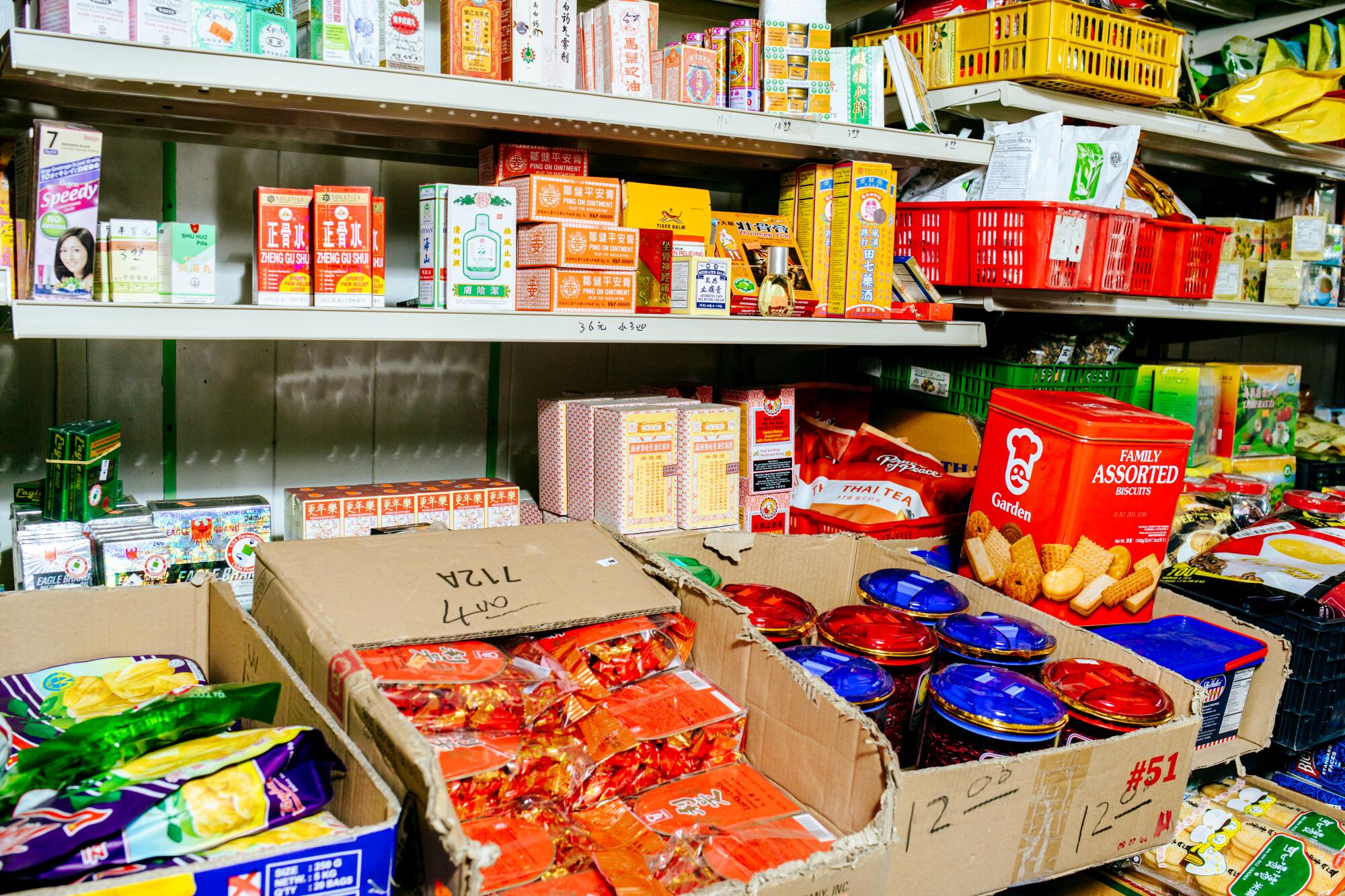 Some of the herbal supplements and teas available at Yue Wa market in Chinatown. 