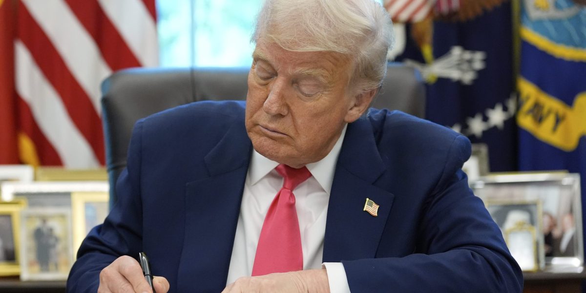 Social Security's 'go-broke date' keep creeping up—it's lost a full year since the last accounting