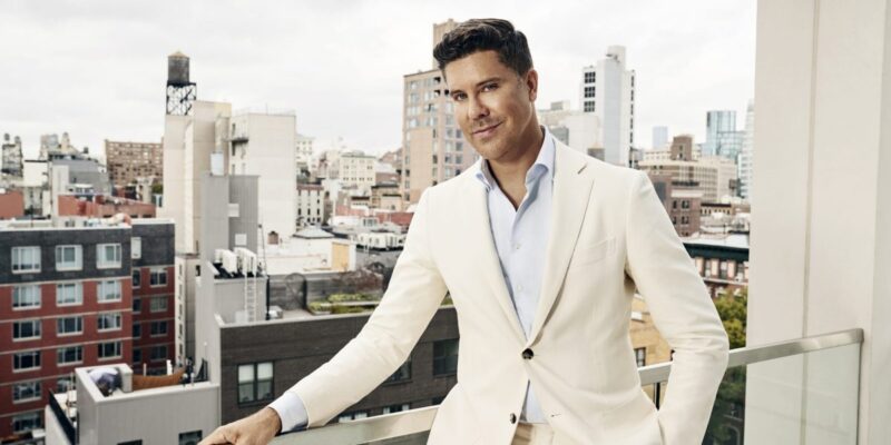 ‘Million Dollar Listing’ star used to sling paninis, but now leads a team closing  billion in deals—because someone was ‘stupid enough’ to hire him