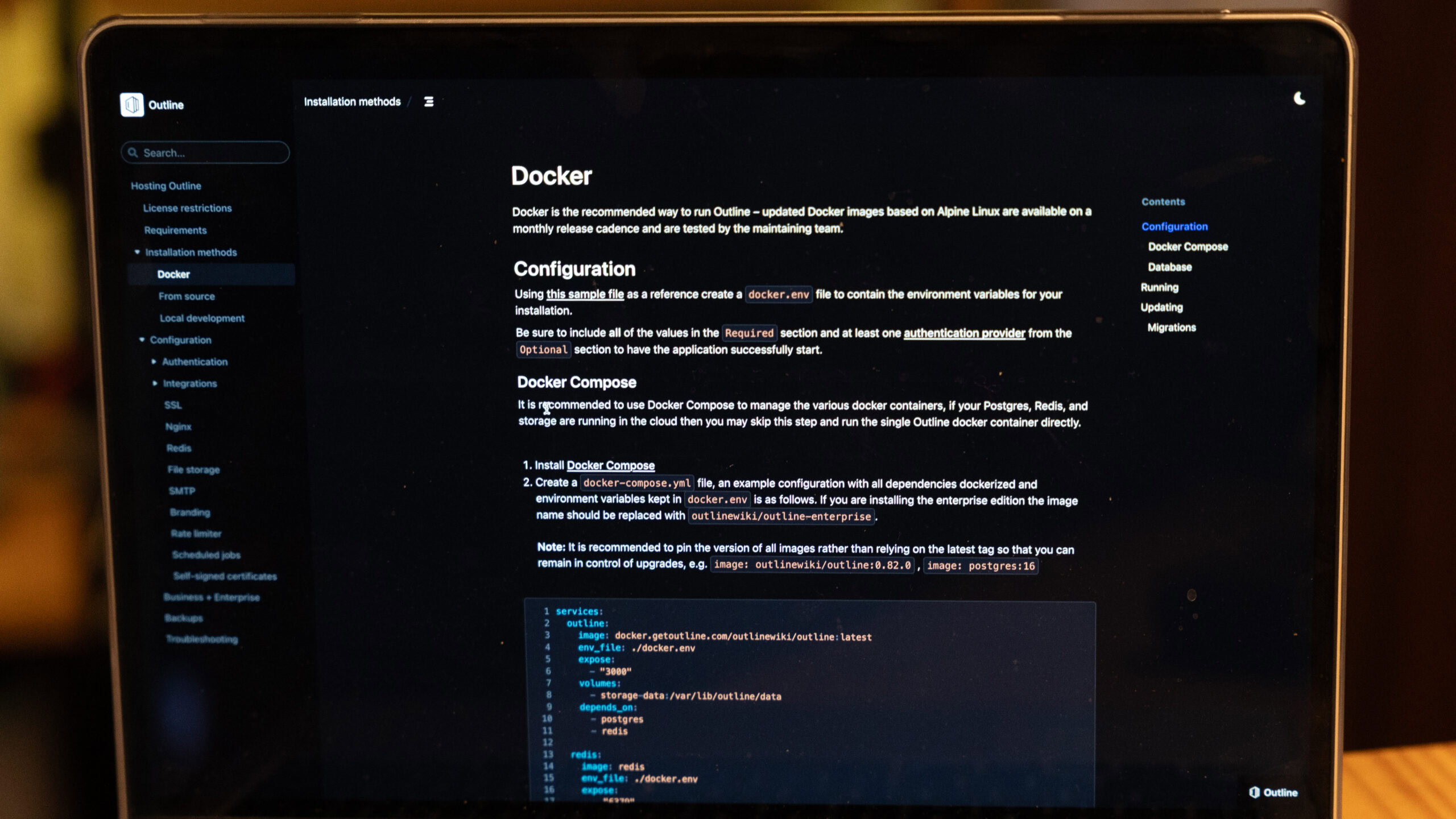 outline vs google keep docker based install