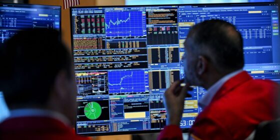 Stock market today: Dow futures rise ahead of Powell speech, retail earnings