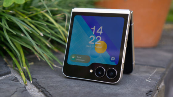 Save 0 on the already-affordable Samsung Galaxy Z Flip 7 FE