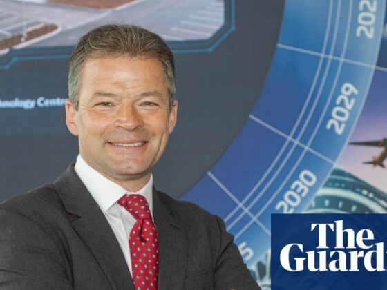 Record salaries for UK chief executives as pay rises for third year in a row | Executive pay and bonuses
