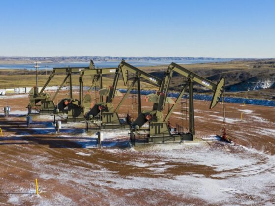 U.S. shale oil boom transforms from money treadmill into cash cow, Chevron president says