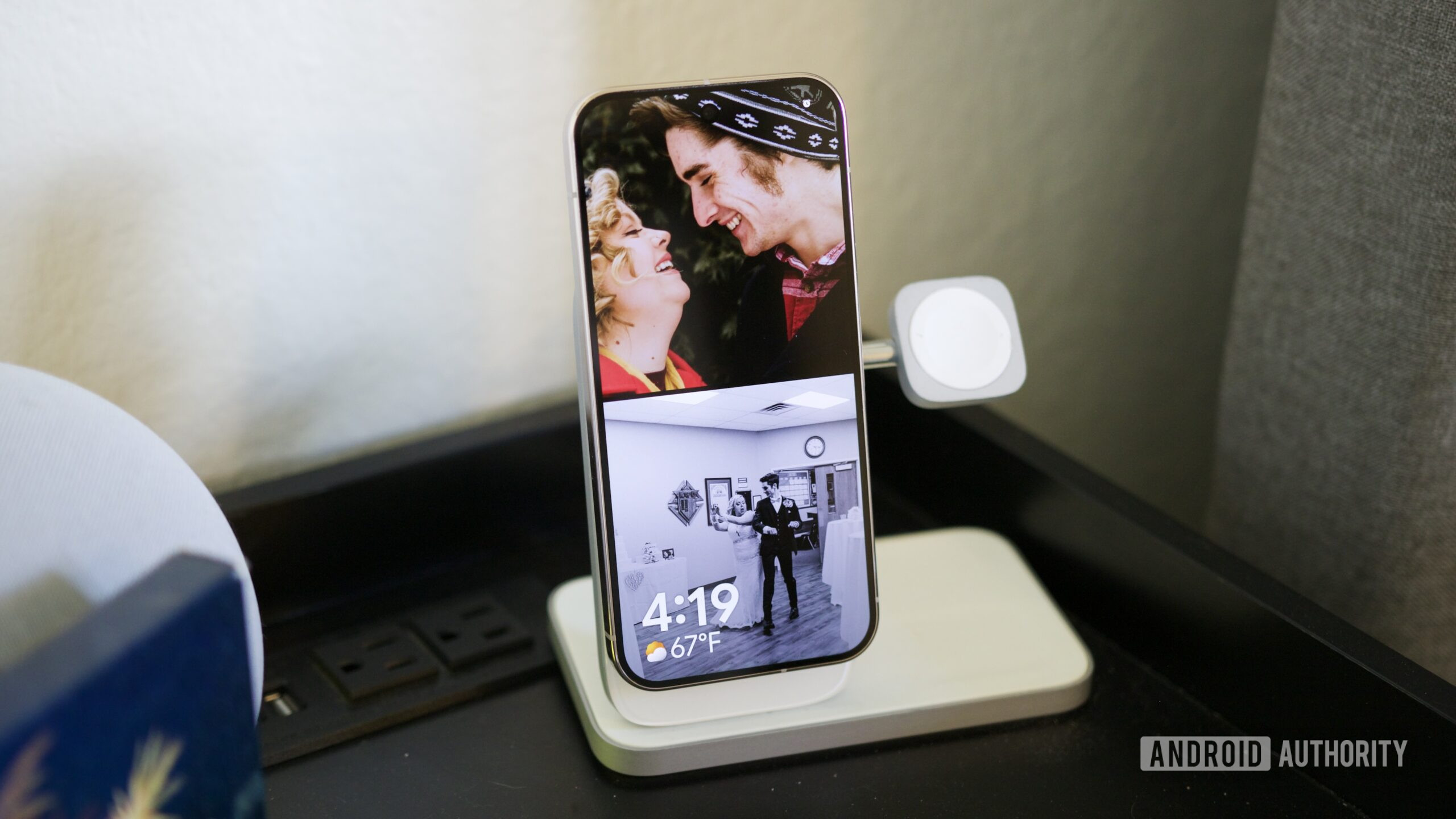Google Photos option for Screen Saver on the Pixel 10 Pro.