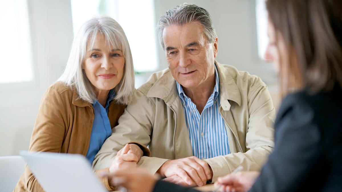 4 Ways To Prevent Your Investment Accounts From Being Frozen After Death