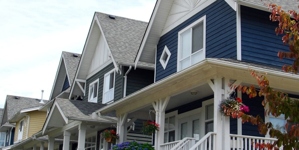 8 Niche Real Estate Investments Outperforming in 2025