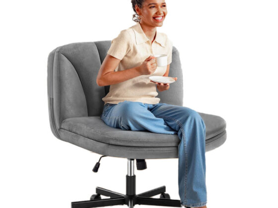 Amazon is selling a 'comfortable' 0 criss-cross rolling desk chair for only 