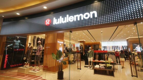 Analysts reboot Lululemon stock price target ahead of earnings