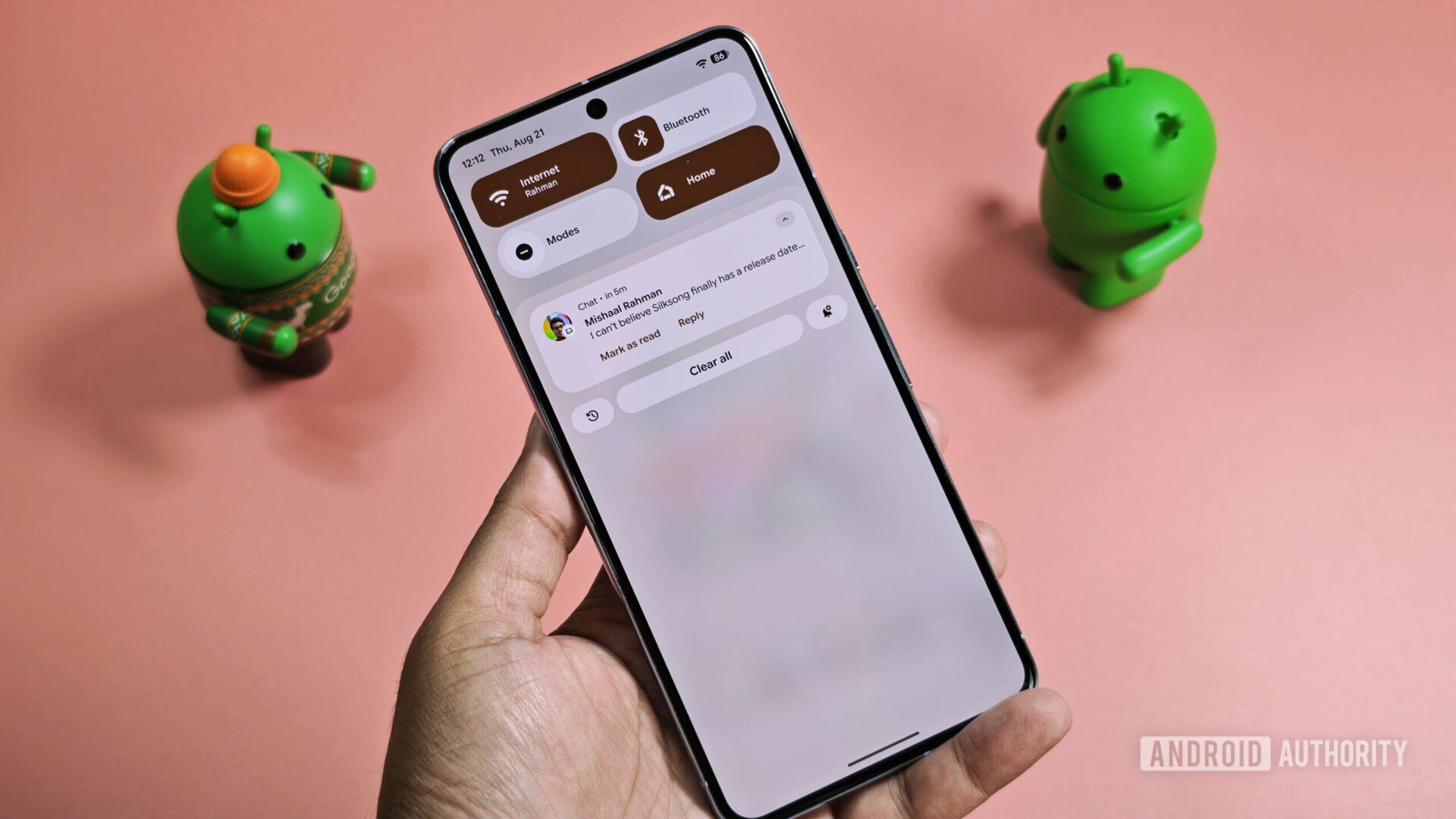 Android's big redesign is full of blur, but Google will soon let you easily turn it off