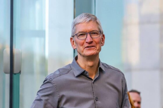 Apple Expects .1 Billion Tariff Hit in 4th Quarter After 0 Million Q3 Hit; CEO Tim Cook Warns ‘Many Factors That Could Change’