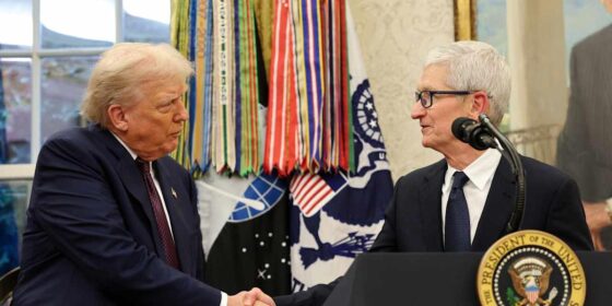 Apple Stock Keeps Soaring. Trump, Cook Tout 0B Investment in the U.S.