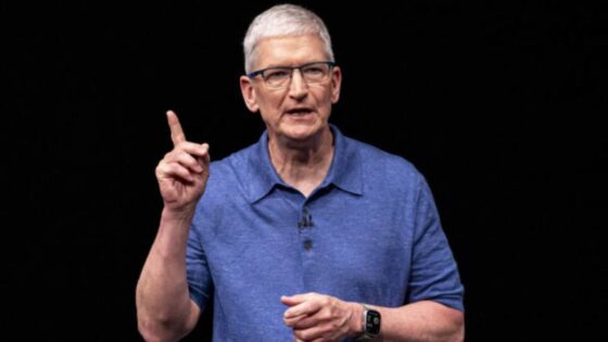 Apple analyst rethinks price target after 0 billion U.S. investment