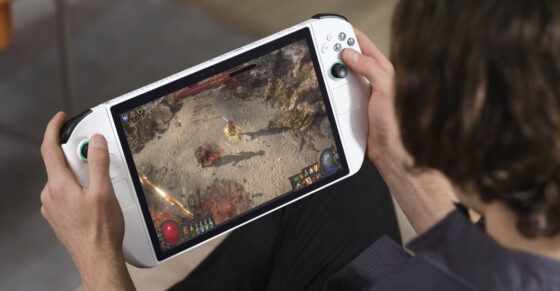 Axbylute will actually sell Intel and Tencent’s gigantic glasses-free 3D handheld