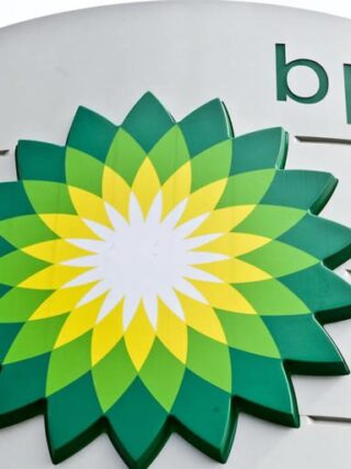 BP Cutting More Than 6,000 Jobs, and Thousands of Contractors, as Part of Cost Reductions