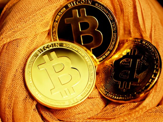 Bitcoin Bull Run At Risk? Binance Whale-To-Exchange Flow Signals Price Correction