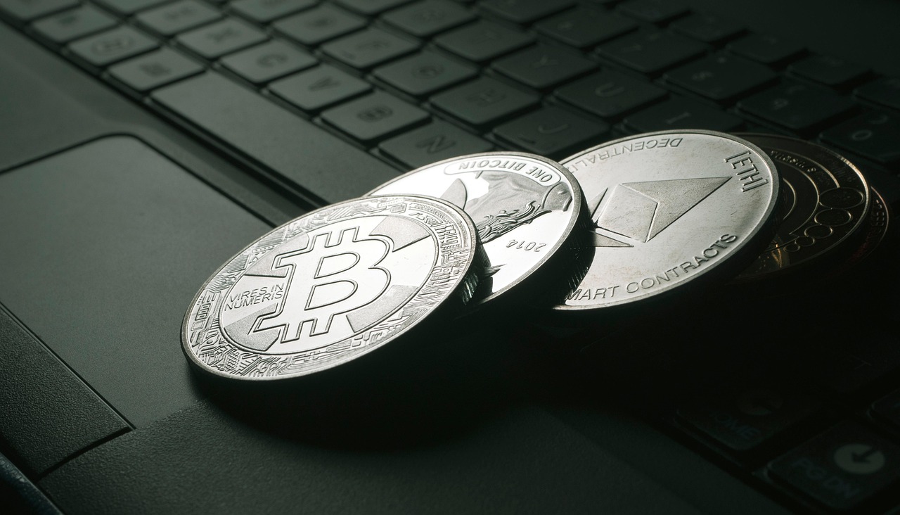 Bitcoin Dump, Ethereum Accumulation Rising
