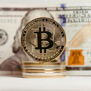 Bitcoin Risks Deeper Losses If 7,800 Line Fails To Hold – Details