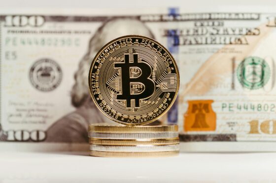 Bitcoin Risks Deeper Losses If 7,800 Line Fails To Hold – Details